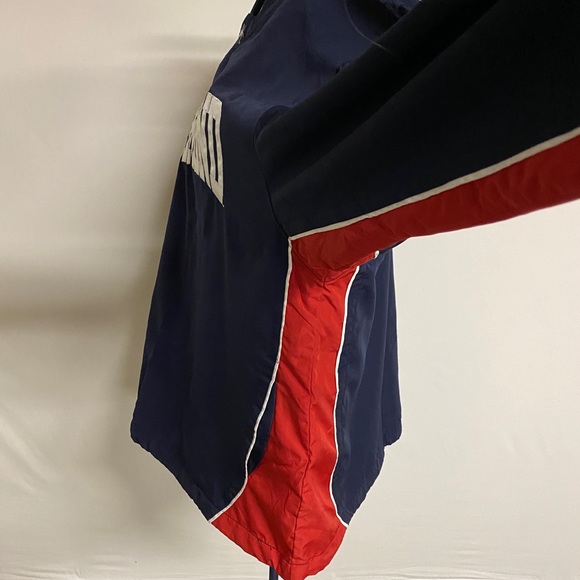 Richmond Spiders Pullover Windbreaker - Picture 6 of 6